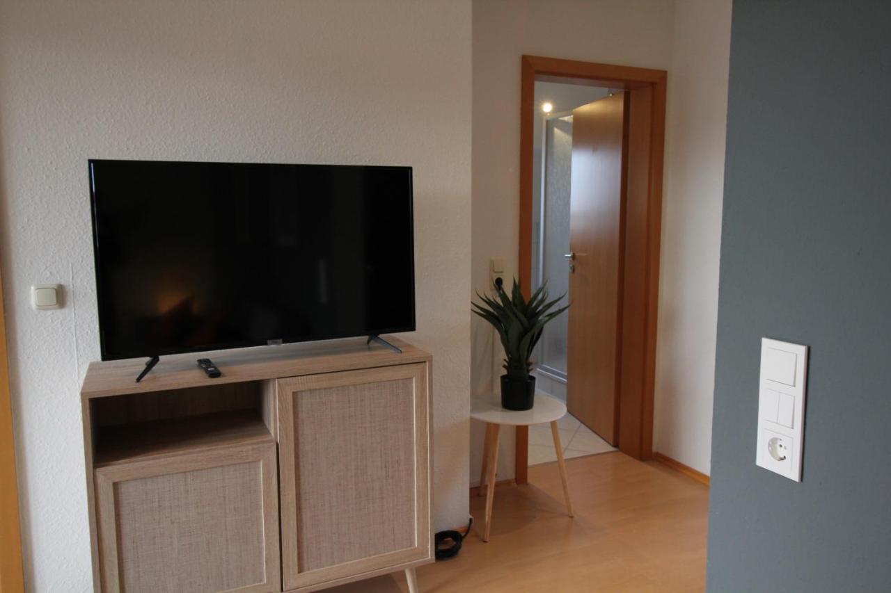 Stylische Ferienwohnung Mit Ausblick Haslach Luaran gambar